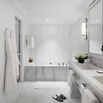 Hotel Maison Villeroy Paryż