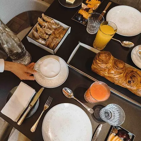 Maison Villeroy Hotel