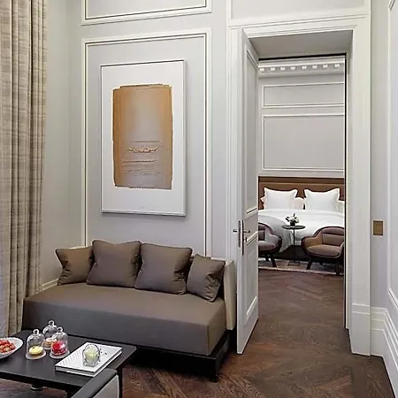 ホテル Maison Villeroy 5*